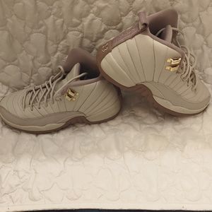 Nike Jordan 12 Retro Heiress Plum Fog